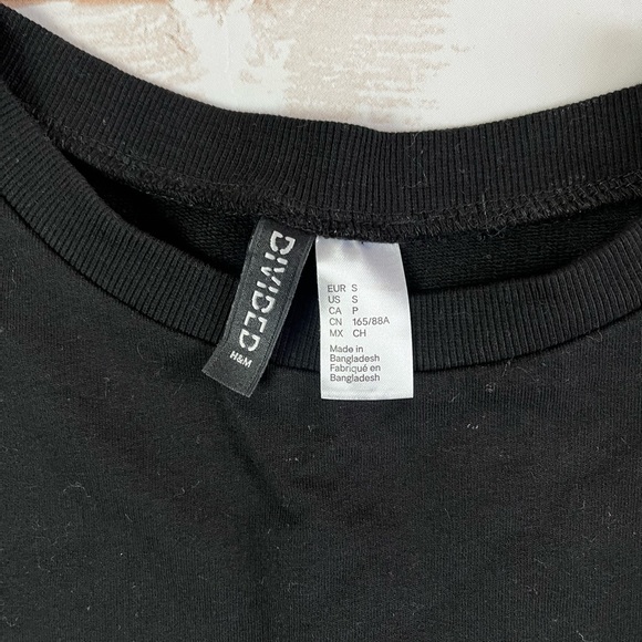 H&M Women’s Brooklyn New York Long Sleeve Top Size S Small EUC - Picture 2 of 2